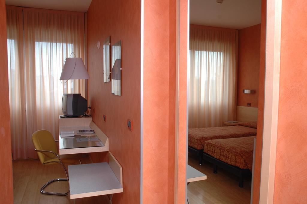 Hotel Alexandra Турин Екстер'єр фото